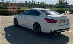 نيسان ألتيما